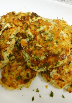 粉要らず☆鮭と豆腐のハンバーグ★-レシピのメイン写真