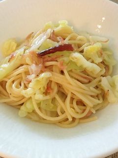 キャベツと干しエビのペペロンチーノパスタ-レシピのメイン写真