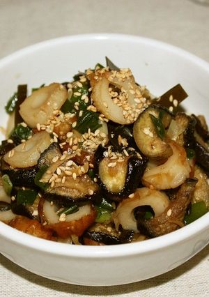 茄子の天日干しと竹輪の煮物-レシピのメイン写真