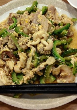 塩麹で柔らかお肉のゴーヤーチャンプルー-レシピのメイン写真