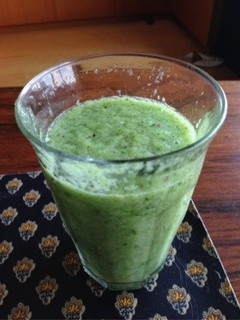 セロリなのにとにかく飲みやすいスムージー-レシピのメイン写真