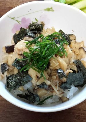 鶏皮で大人気！たっぷりきのこ丼☆-レシピのメイン写真