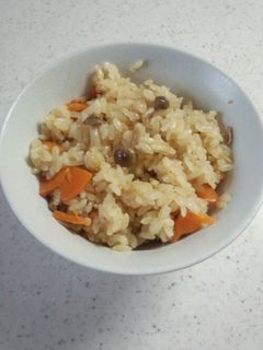 おばあちゃんから伝わる炊き込みご飯-レシピのメイン写真