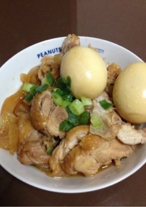 ゆで卵も同時に♡鶏肉と玉ねぎの甘辛煮-レシピのメイン写真