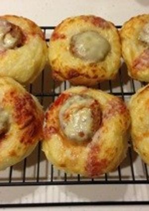 簡単絶品＊惣菜パン・ハンバーグパン-レシピのメイン写真