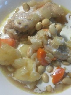 エスニックな鶏肉と大豆の煮込み-レシピのメイン写真