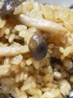 簡単おいしい炊き込みごはん-レシピのメイン写真