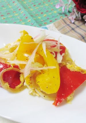 夏に☆パプリカと玉ねぎのポン酢卵とじ-レシピのメイン写真