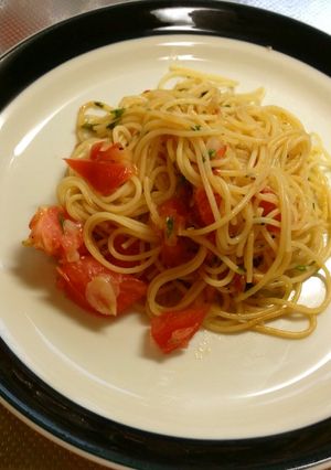 広島トマトとニンニクのチョイ和風パスタ-レシピのメイン写真