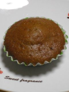 混ぜて焼くだけ♪米粉入り黒糖カップケーキ-レシピのメイン写真