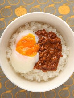 温玉キーマカレー丼 CanCam-レシピのメイン写真