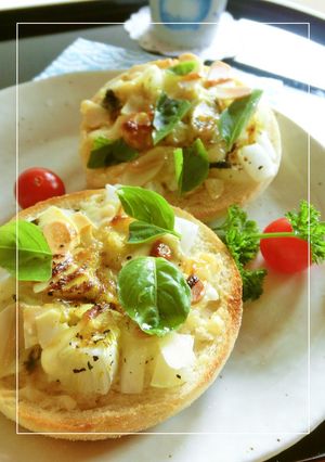 コロコロ玉葱のバジルカレートースト-レシピのメイン写真