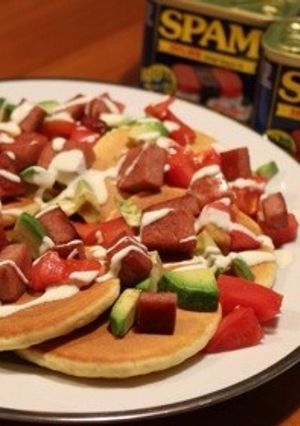 スパムとトマト アボカドのパンケーキ-レシピのメイン写真