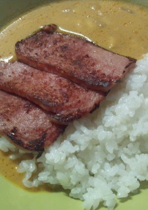SPAMをトッピングカレー-レシピのメイン写真