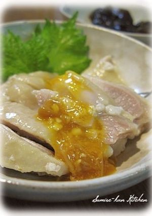 塩麹蒸し鶏♪なめたけ卵黄ソース-レシピのメイン写真