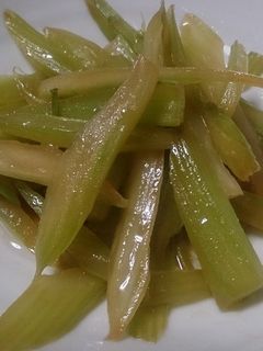 セロリの油炒め-レシピのメイン写真