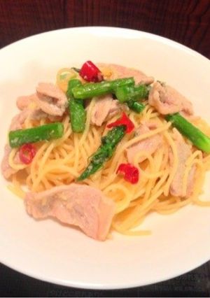 簡単♪アスパラと豚肉のペペロンチーノ-レシピのメイン写真