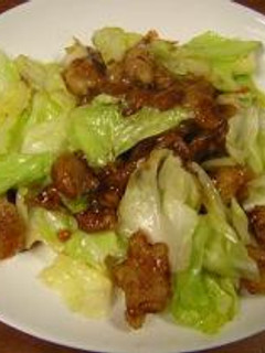 鶏皮とキャベツのコテコテ炒め-レシピのメイン写真