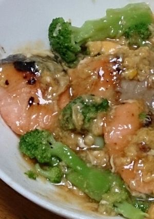 鮭とブロッコリーの卵餡掛け-レシピのメイン写真