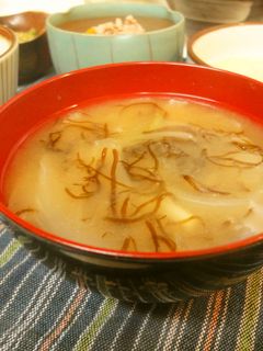 高血圧に*もずくと玉葱の味噌汁*-レシピのメイン写真