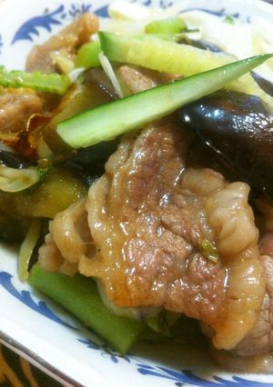 牛カルビ肉となす☆胡瓜のステーキ風-レシピのメイン写真
