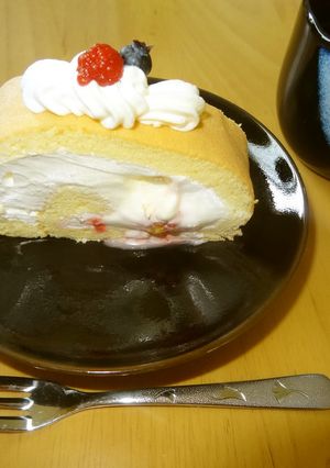 ヨーグルトクリームの米粉ロールケーキ-レシピのメイン写真