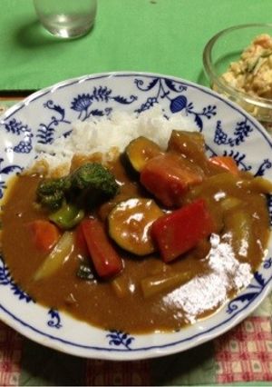 市販のルーで簡単夏野菜カレー(^o^)-レシピのメイン写真