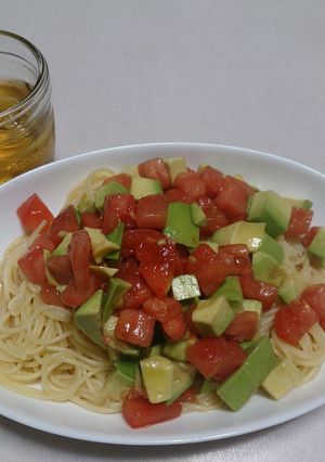 夏麺に☆トマトとアボカドの和風ソース-レシピのメイン写真