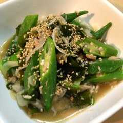 รูปของ 簡単♪オクラとワカメのツナ.ポン酢和え☆