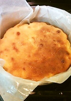 ヨーグルトでしっとり♪簡単チーズケーキ-レシピのメイン写真
