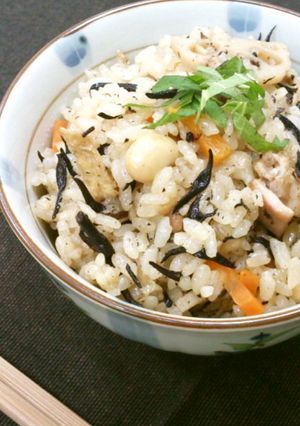 ひじきの炊き込みご飯-レシピのメイン写真