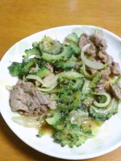 ゴーヤと豚肉の味噌炒め-レシピのメイン写真