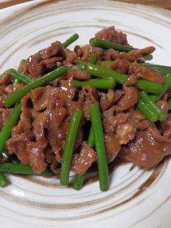 牛肉とにんにくの芽の甘辛炒め-レシピのメイン写真