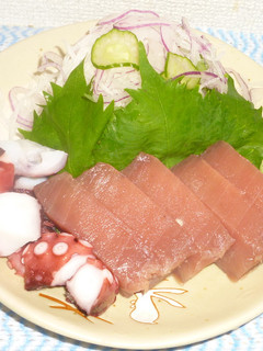 パパのマグロ&タコの刺身-レシピのメイン写真