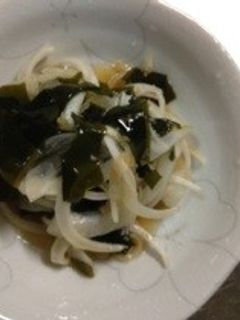 激うま♪玉ねぎとワカメのポン酢和え-レシピのメイン写真
