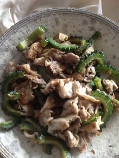 簡単で美味しい!豚肉とゴーヤの炒め-レシピのメイン写真