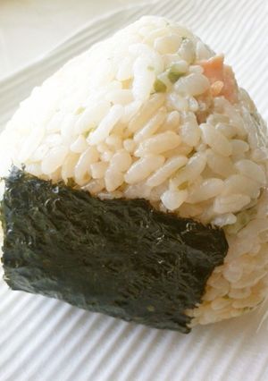 おにぎり：鮭マヨ-レシピのメイン写真
