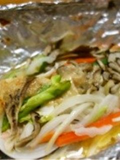 サーモンのちゃんちゃん焼き風ホイル焼き-レシピのメイン写真