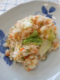 シャキシャキレタスと鮭の炒飯-レシピのメイン写真