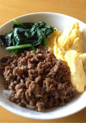 甘さが苦手な方の☆三色丼☆-レシピのメイン写真