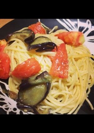 ペペロンチーノ＊なすとトマトの夏野菜-レシピのメイン写真