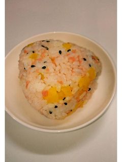 鮭&たくあんのおにぎり♪-レシピのメイン写真