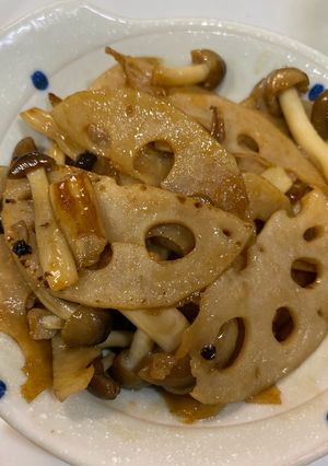 れんこんとしめじのきんぴら風-レシピのメイン写真
