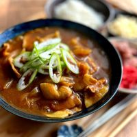 基本からアレンジまで！思わずつくりたくなる「りんご うどん」の