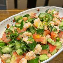 รูปของ 海老と夏野菜のマリネ