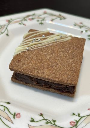 簡単過ぎる！生チョコクッキーサンド-レシピのメイン写真