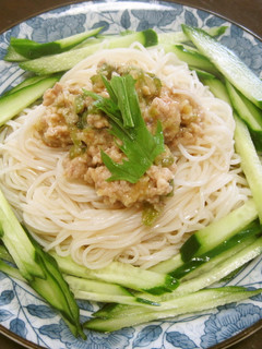 めんつゆをかけて☆肉味噌そうめん-レシピのメイン写真
