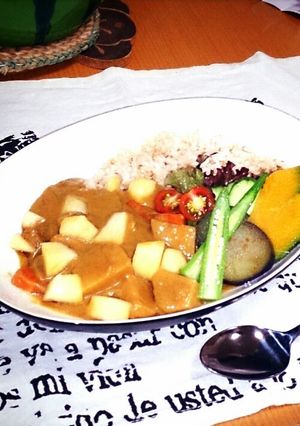 えぇ味しちゃぁる♪荒川の桃のチキンカレー-レシピのメイン写真