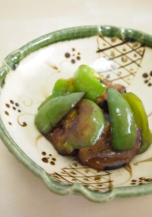 胡麻油香る☆なすとピーマンの炒め物-レシピのメイン写真