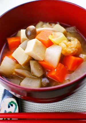 コク旨♪お野菜ごろごろ高野豆腐のお味噌汁-レシピのメイン写真